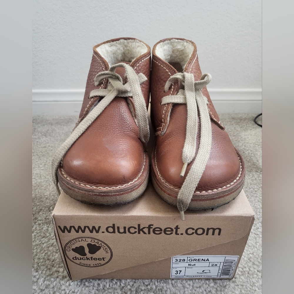 Duckfeet Grena, Nut(Tan), 37(6.5)